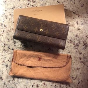Monogram wallet